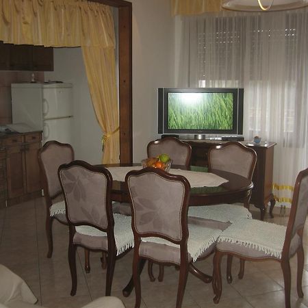 Apartments Nino Сегет-Враница Экстерьер фото
