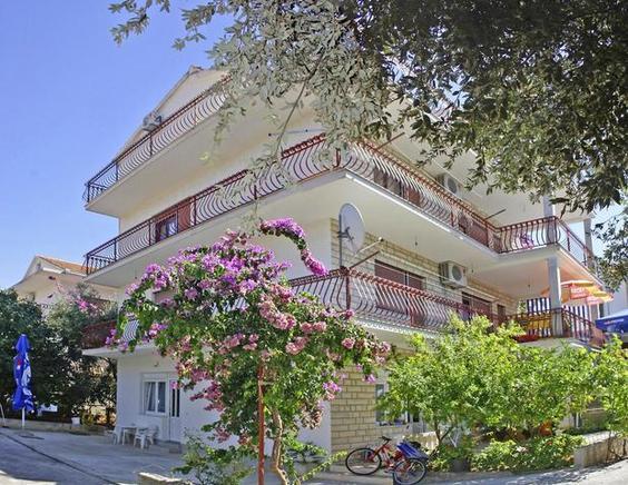 Apartments Nino Сегет-Враница Экстерьер фото