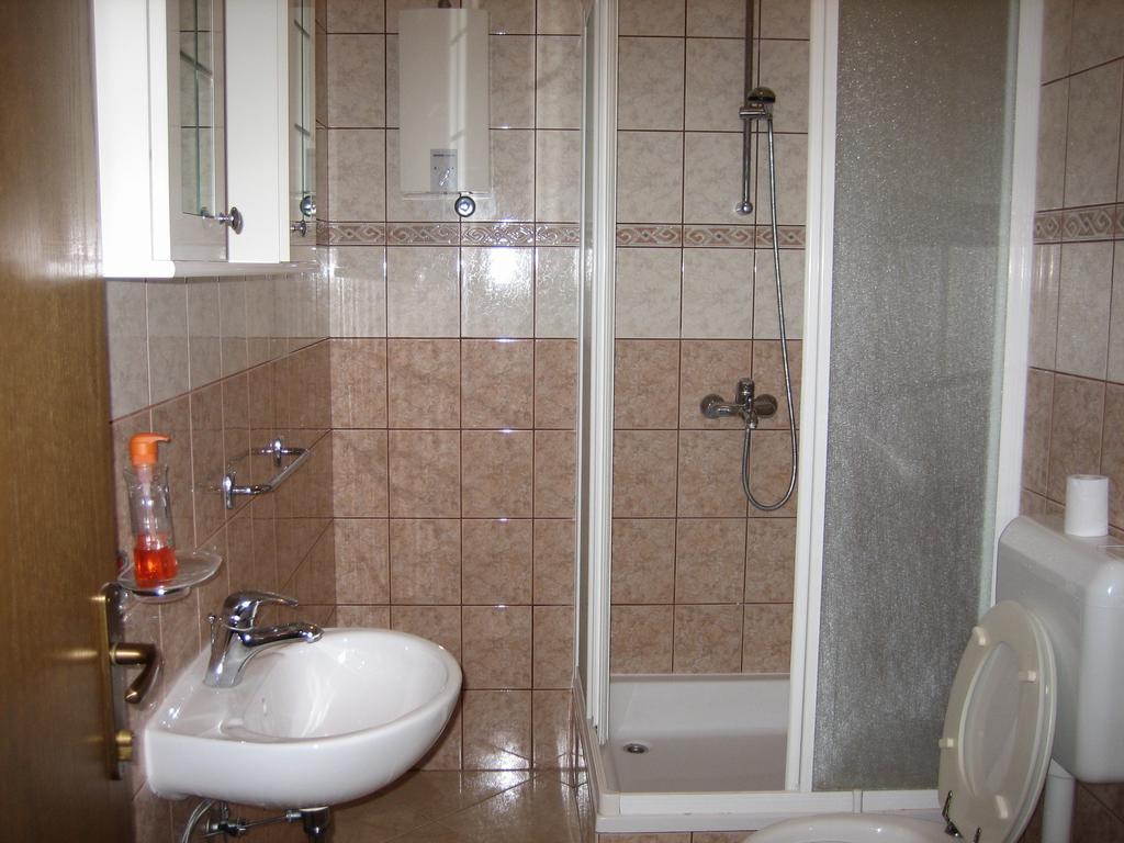 Apartments Nino Сегет-Враница Номер фото